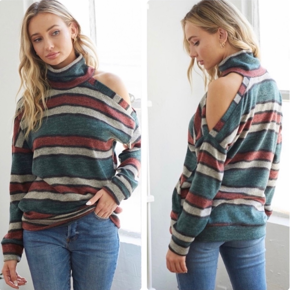 NWT Cold Shoulder, Striped Turtleneck
